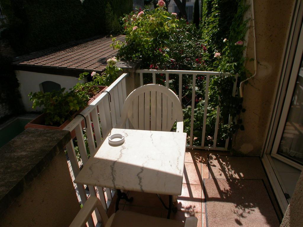 Apartments La Madeleine Avignon Szoba fotó